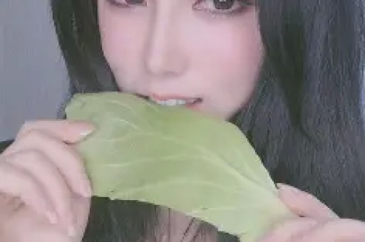 演员带货的酸菜翻车检出禁用防腐剂